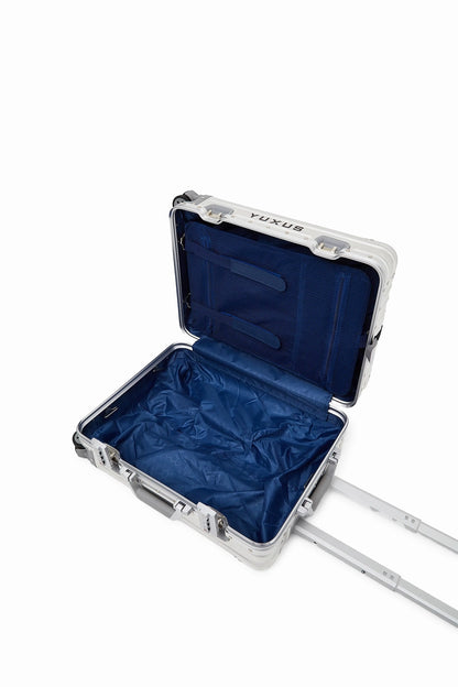 SILVER "VOYAGER" SUITCASE