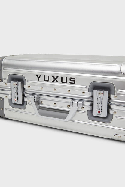 SILVER "VOYAGER" SUITCASE