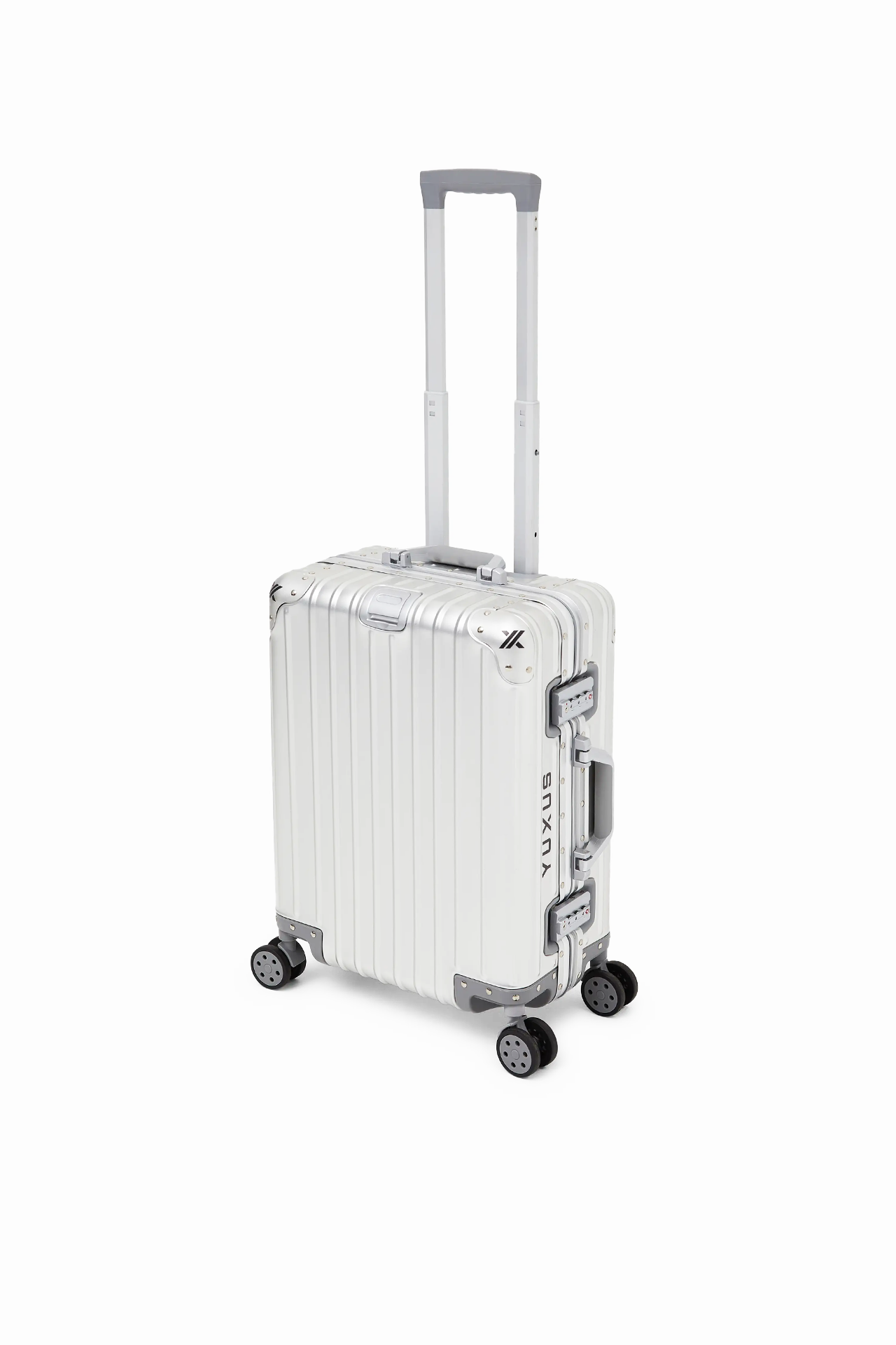 SILVER "VOYAGER" SUITCASE