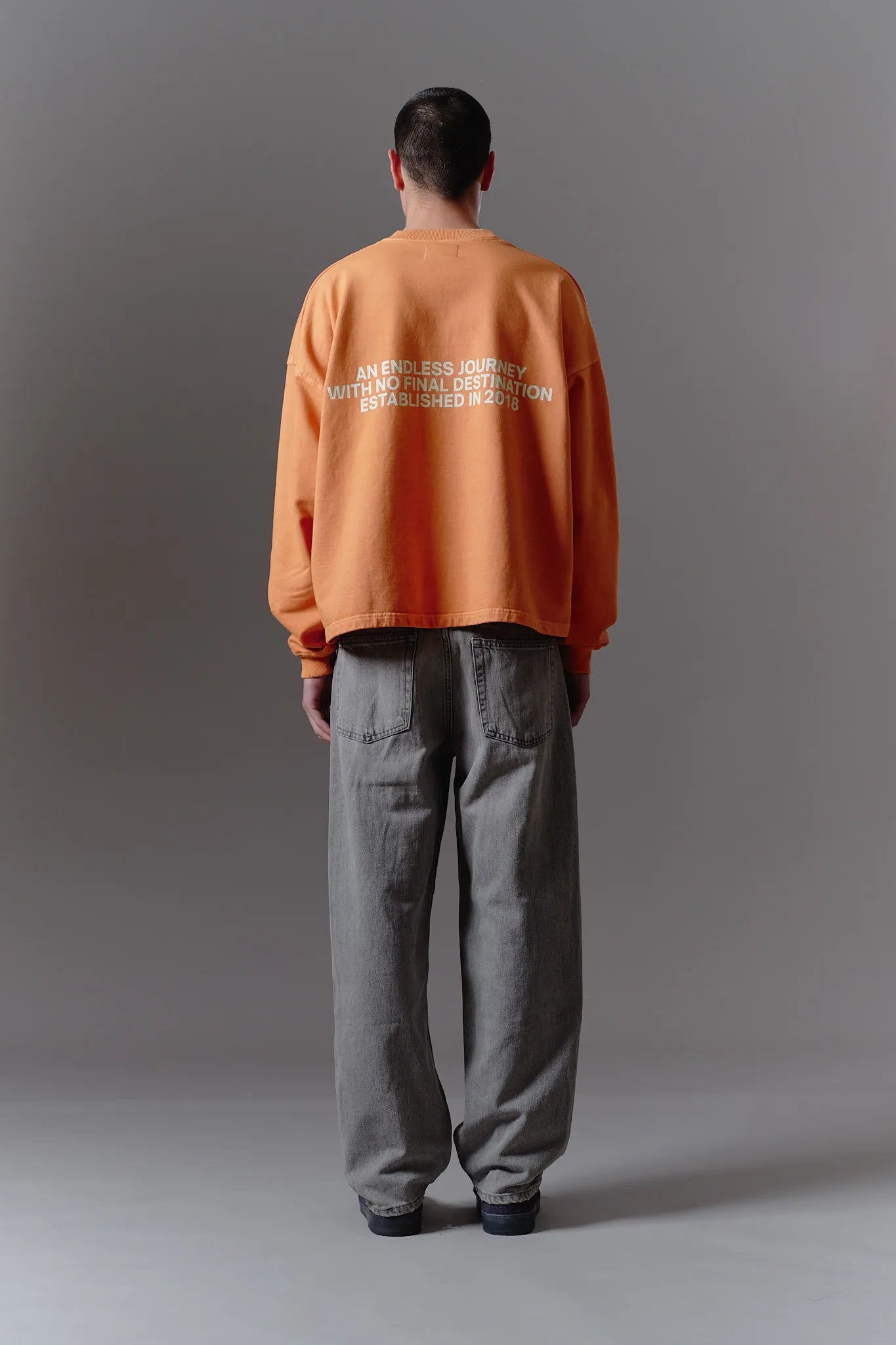 OCHRE "VOYAGER" CREWNECK