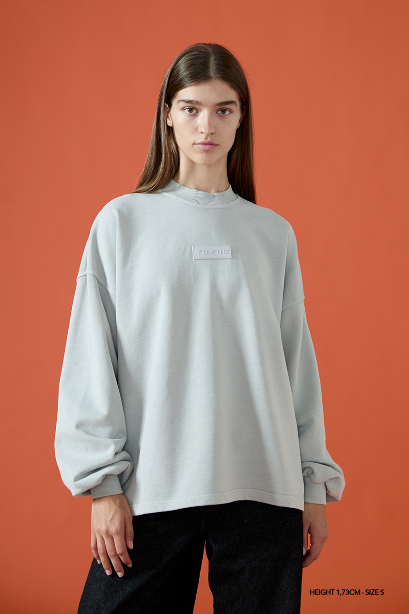 GOOSE "GRAYSCALE" CREWNECK