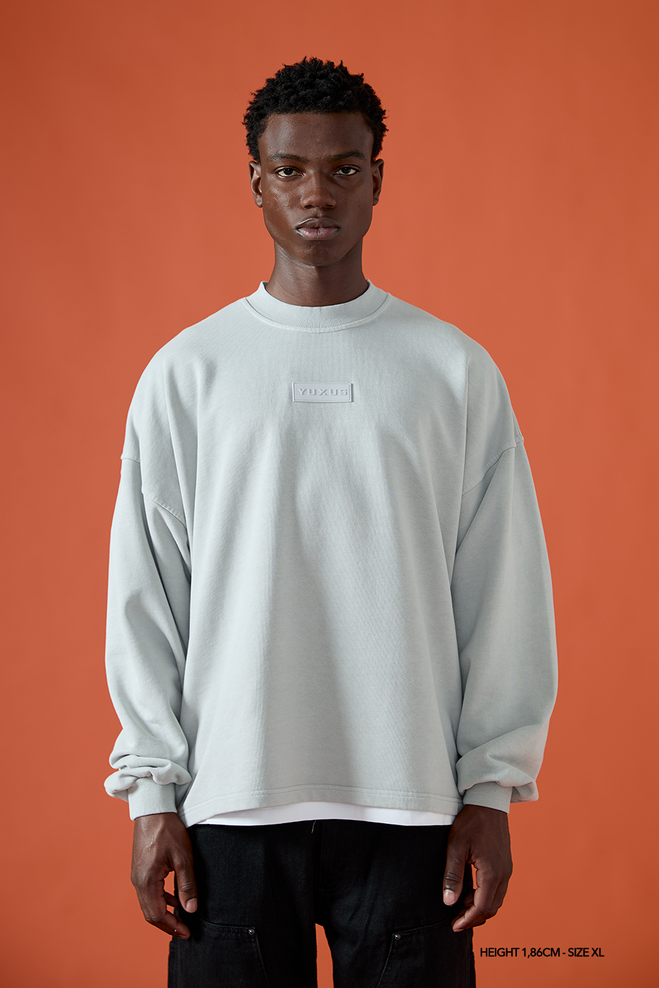 GOOSE "GRAYSCALE" CREWNECK