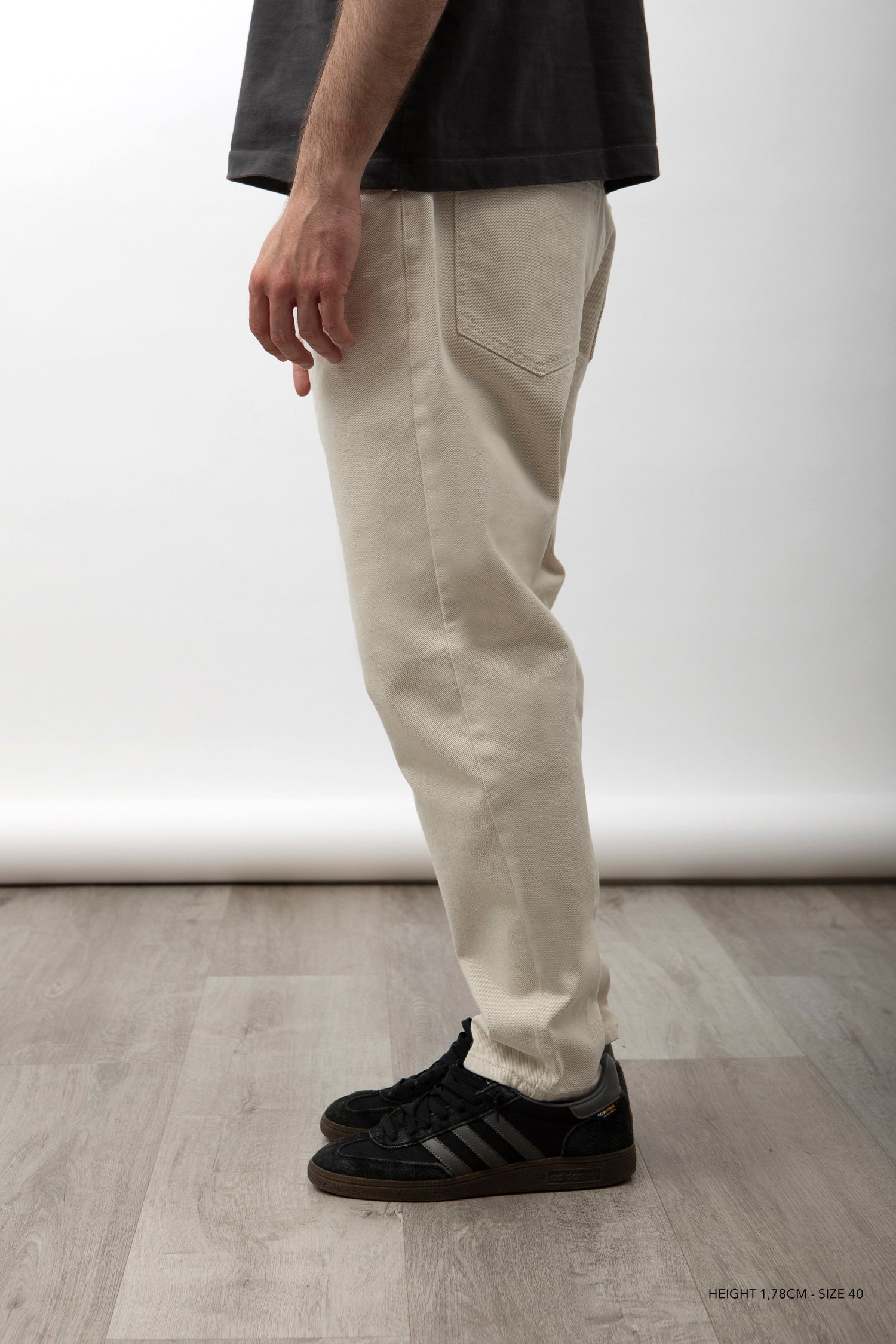 ECRU "PATTERNS" JEANS